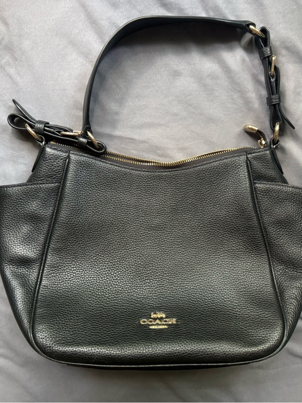 Coach Black Pebbled Leather Shoulder Bag with Gold Hardware - Picture 7 of 7